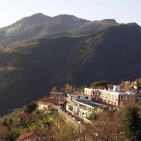 San Carlo 3* Massa (Tuscany)